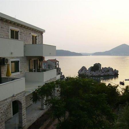 Guest House Villa Pastrovka Ilha Sveti Stefan Exterior foto