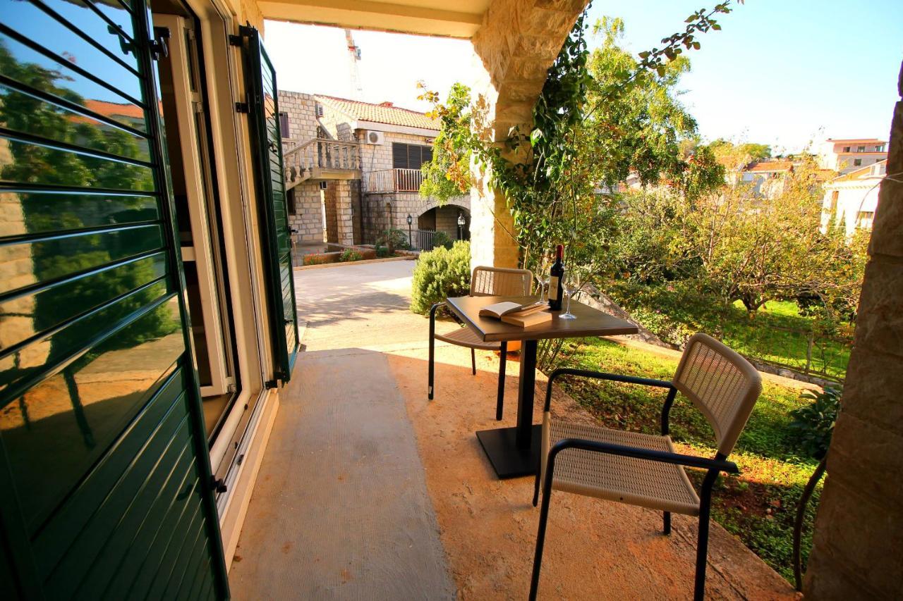 Guest House Villa Pastrovka Ilha Sveti Stefan Quarto foto