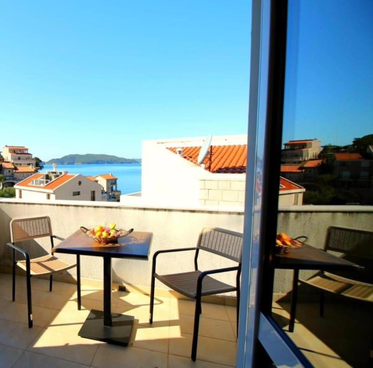 Guest House Villa Pastrovka Ilha Sveti Stefan Exterior foto